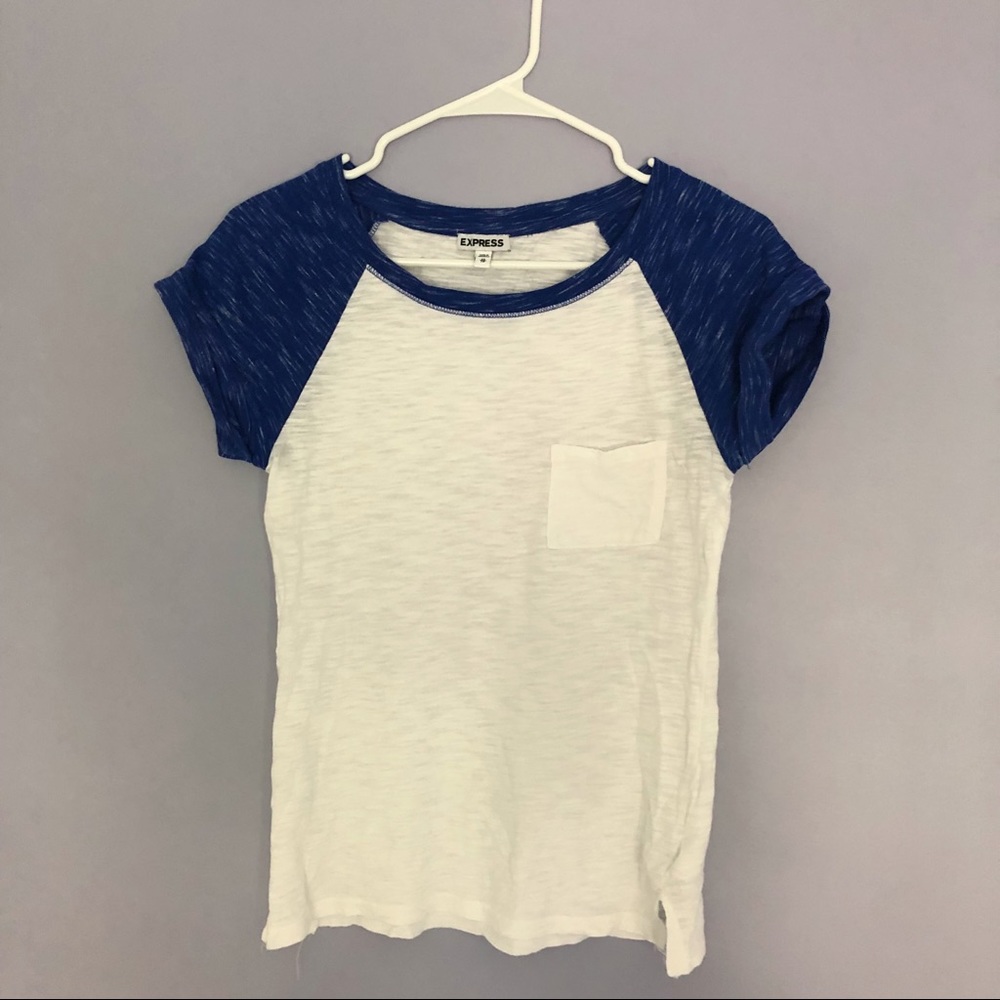 express xs white and blue t-shirt with pocket